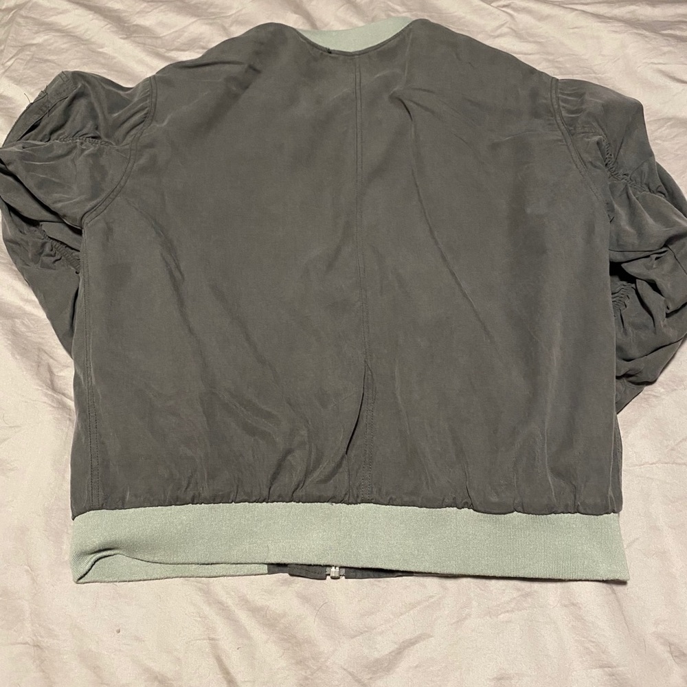 Bomber jacket - Picture 2 of 2
